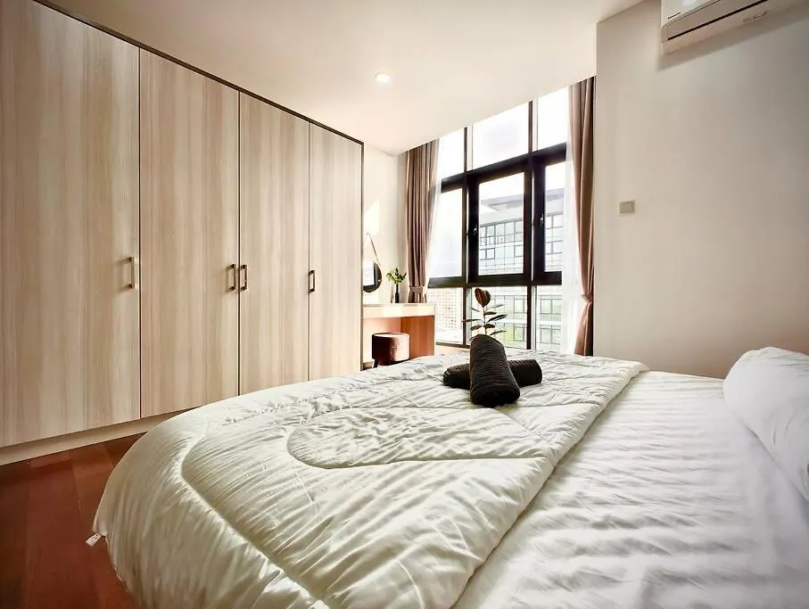 Premium Cozy Studio Near Mid Valley Kuala Lumpur Malaysia
