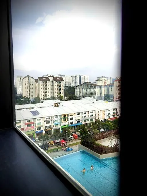 Premium Cozy Studio Near Mid Valley Kuala Lumpur Apartment