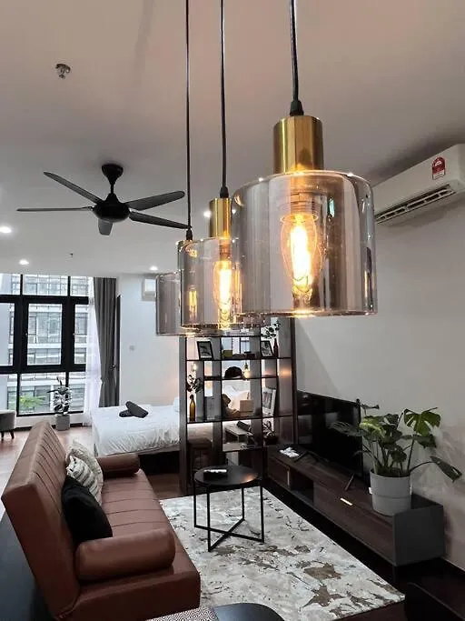 Apartment Premium Cozy Studio Near Mid Valley Kuala Lumpur