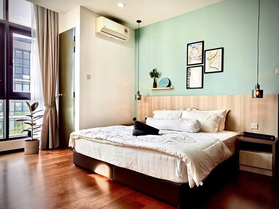Premium Cozy Studio Near Mid Valley Kuala Lumpur 0*,