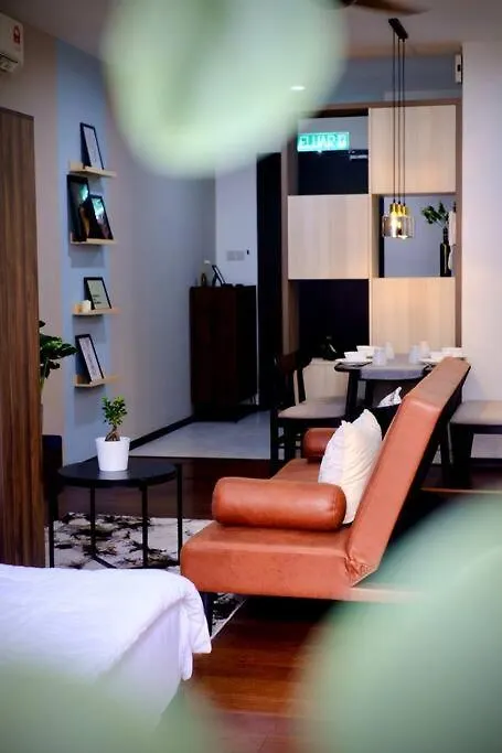 Premium Cozy Studio Near Mid Valley Kuala Lumpur Malaysia